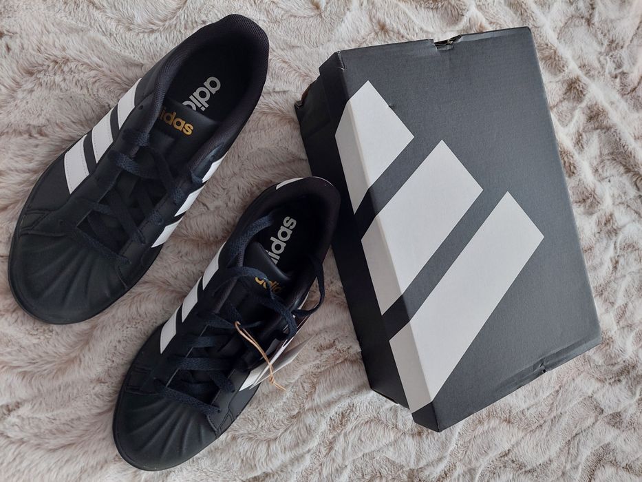 Nowe sneakersy czarne damskie