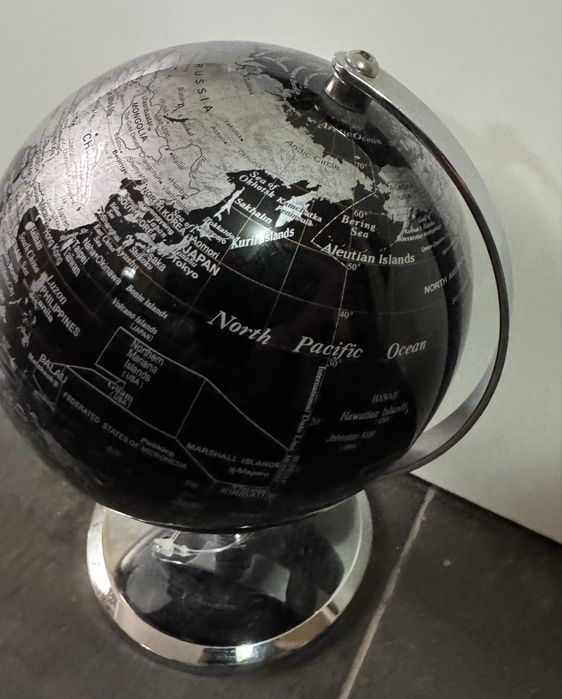 Piekny czarny Globus