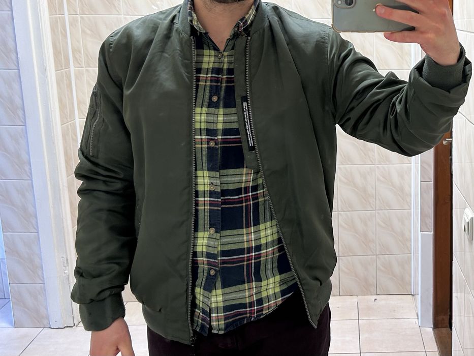 Осінньо-весняна куртка бомбер Cropp, розмір М, чоловіча