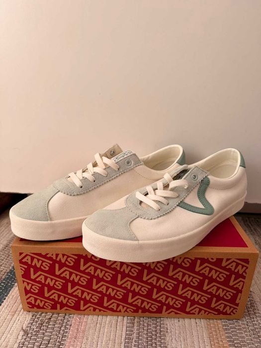 VENDO TENIS VANS NOVOS - com caixa original 42 - 43