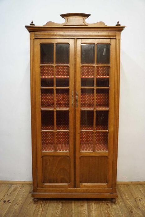 Witryna biblioteczka zgrabna Francja