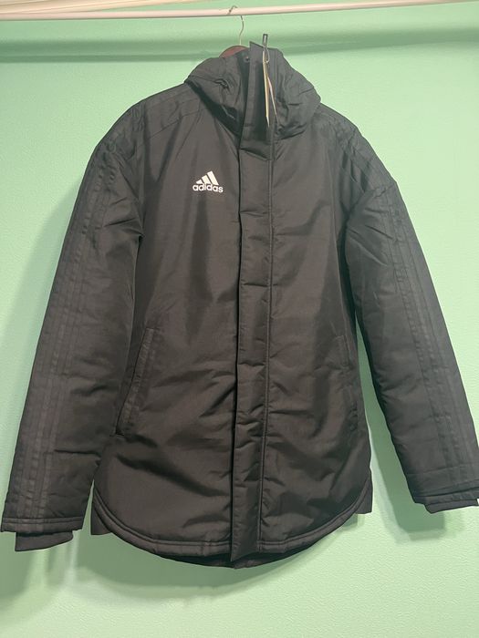 Парка Adidas, нова, розмір S