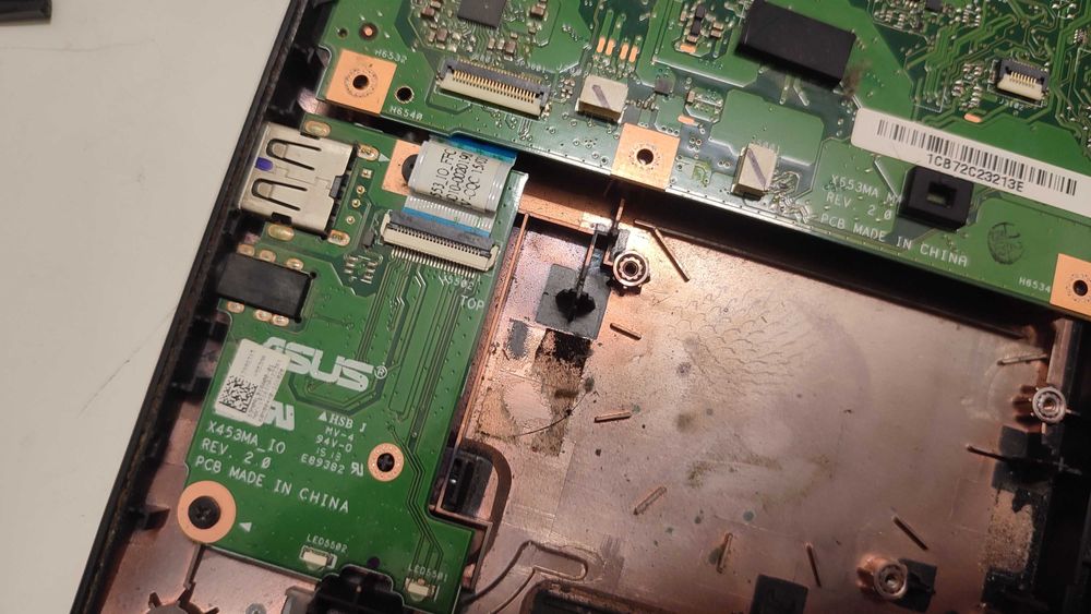 ASUS F553M - Peças