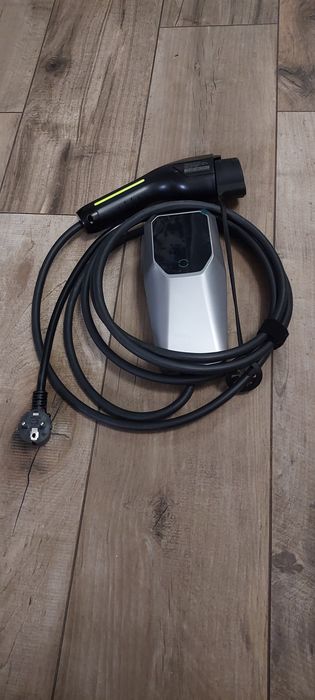 Ładowarka samochodowa 5 pinów, typ 1, auta z USA 3.6kWh.