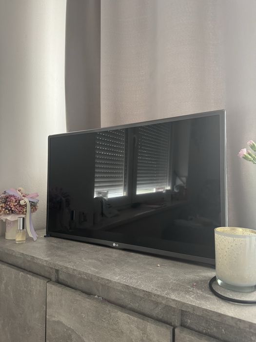 telewizor marki LG