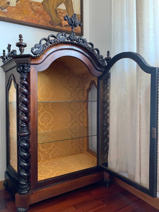 Vitrine / Oratório Antigo de Inspiração Neo-Barroca