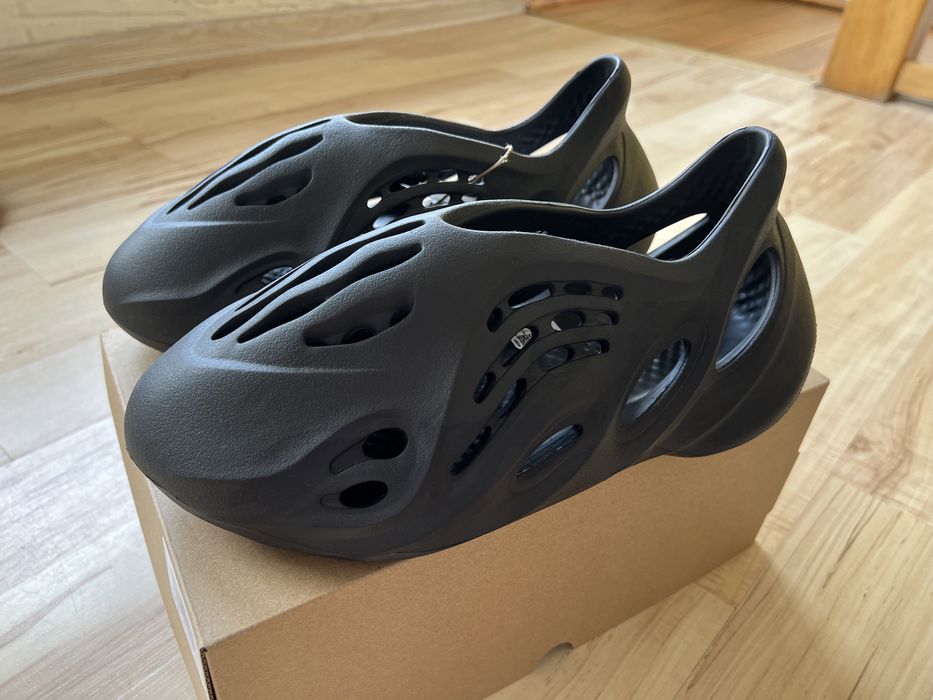 Adidas Yeezy Foam Runner Onyx 43