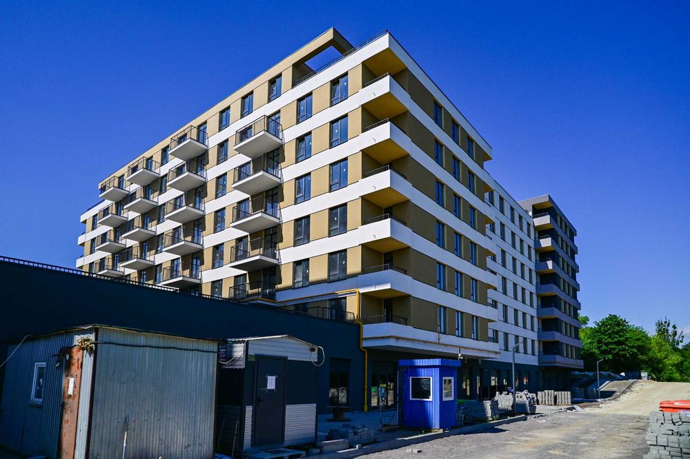 Продаж комерції від 44 м2 у новобудові Mhouse, вул. Миколайчука