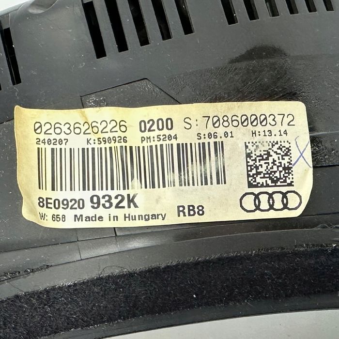 Licznik Zegary Audi A4 Oe