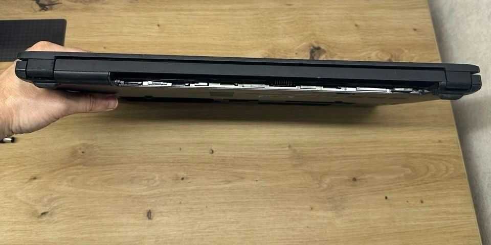 Ноутбук Dell Latitude 3570 i5 6 поколения