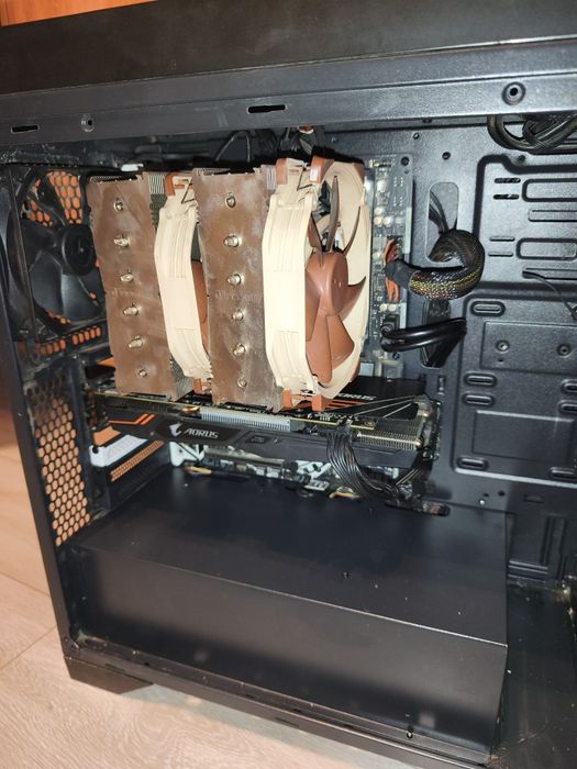 Komputer stacjonarny Intel i7, 32gb ram ! Idealny do gier i nauki!!