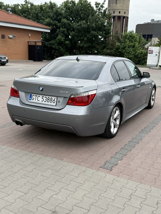 BMW E60 545i 4.4 v8