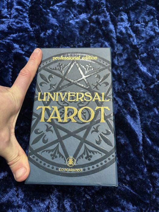 Universal Tarot Professional Edition – Roberto De Angelis – Novo