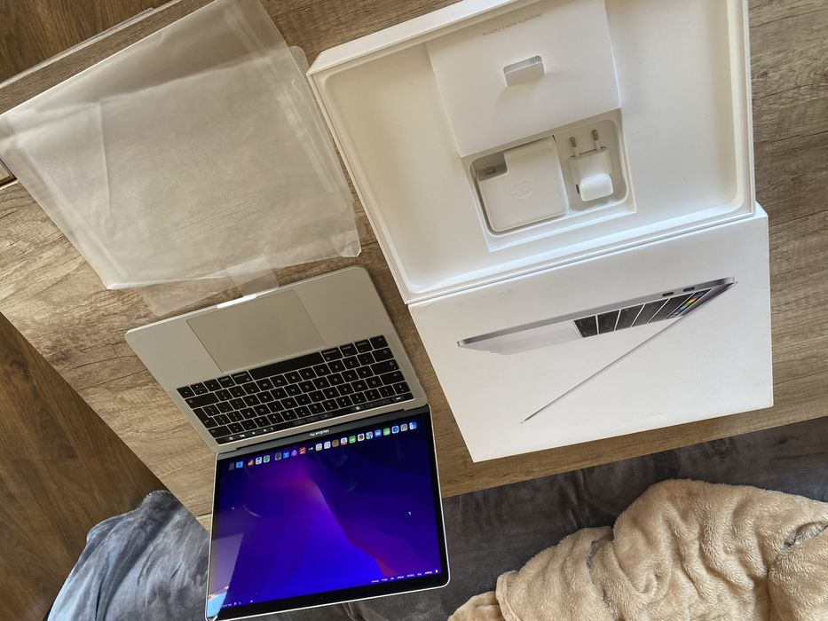 Laptop Apple MacBook Pro 13 512GB SSD Idealny Zestaw