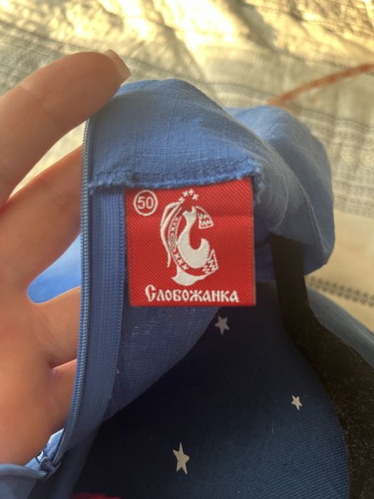 Лляна сукня з вишивкою