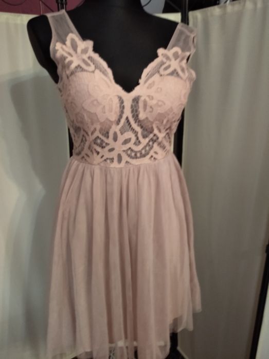 Sukienka z tiulem wyprzedaż Soky &Soka