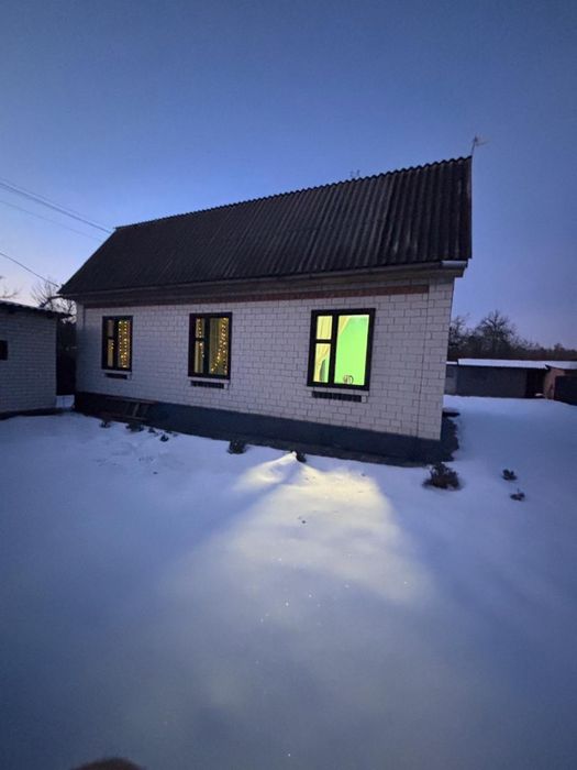 Продаю дачний будинок