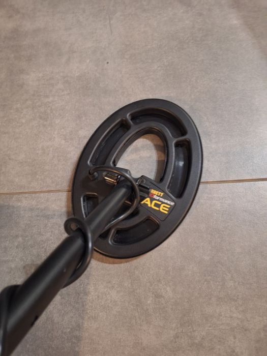 Detektor metalu Garrett ACE 250