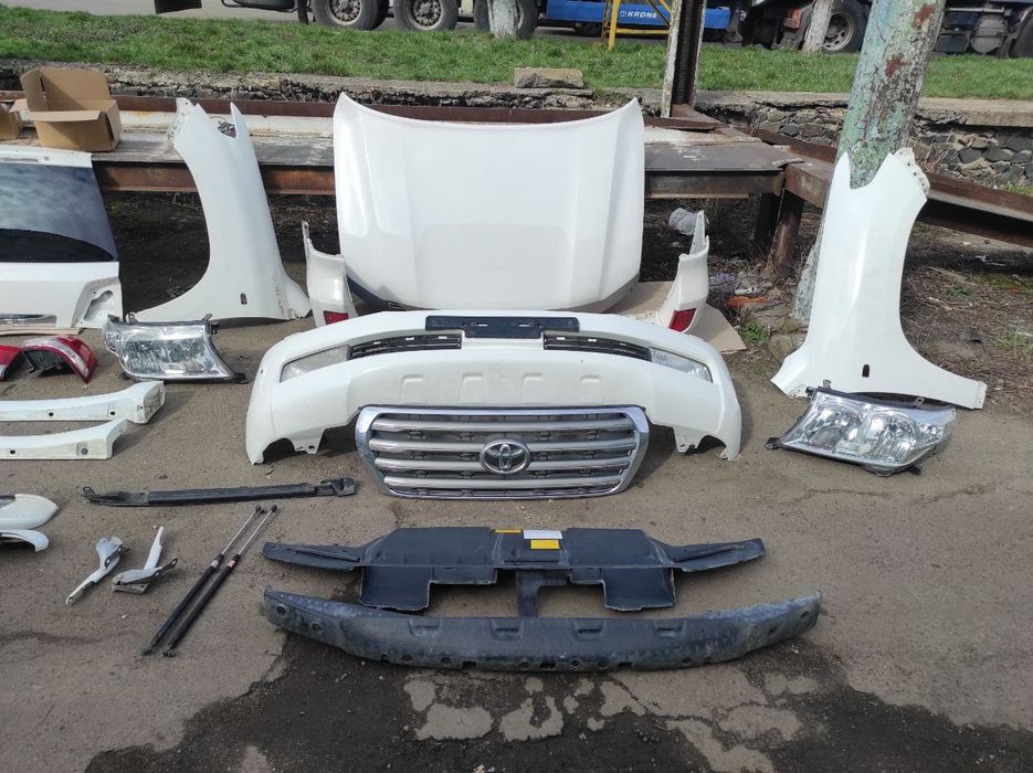 Розборка ТОЙОТА Land Cruiser 100 200 запчасти  LX470 LX570