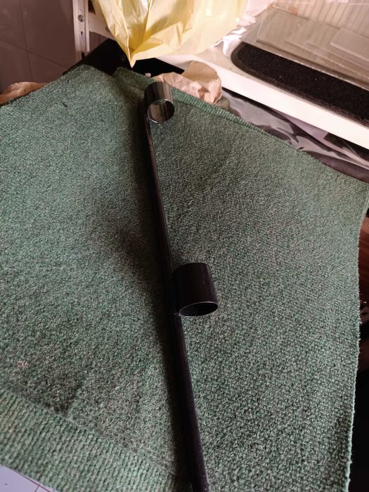 Suporte metálico com espeto