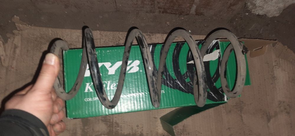 Пружини KYB K-FLEX на Skoda Octavia A5