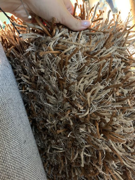 Tapete de pêlo alto - tons castanhos