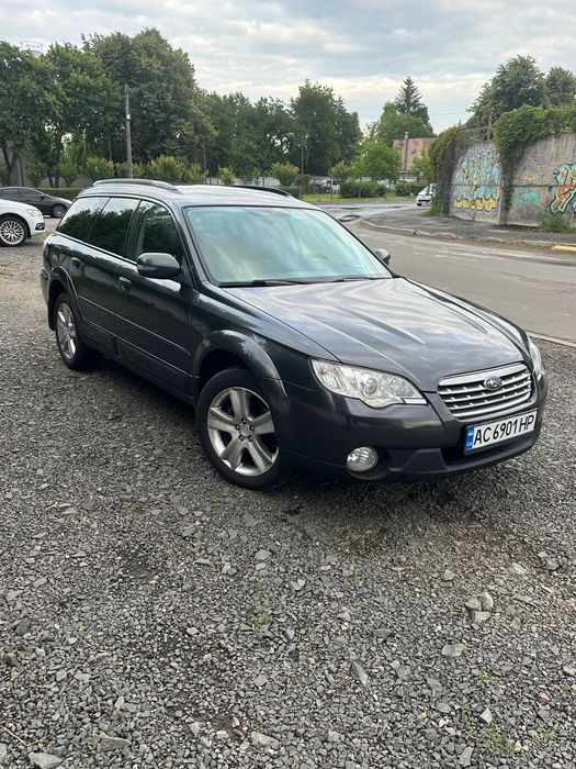Автомобіль Subaru Outback 2.5 (2008 р.в).