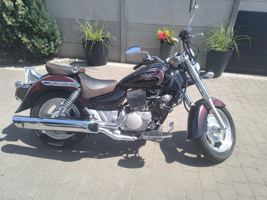 Hyosung Aquila 125 na kat B