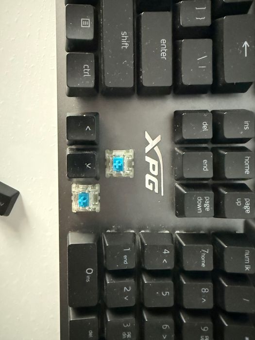 Klawiatura mechaniczna XPG Summoner | Przełączniki Blue | RGB | Sprawna