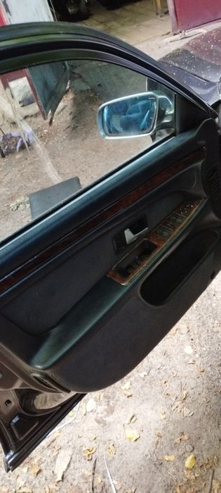 audi a8 d2 3.7газ бензін
