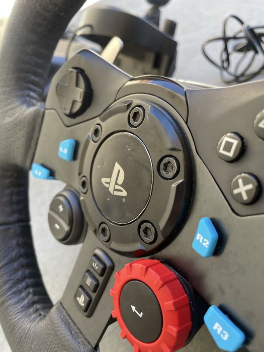 Logitech G29 + Shifter (PS5/PS4/PC)