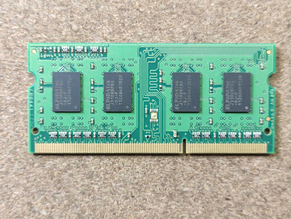 Оперативна пам'ять для ноутбука Unifosa 1GB DDR3 SO-DIMM 1333Mhz