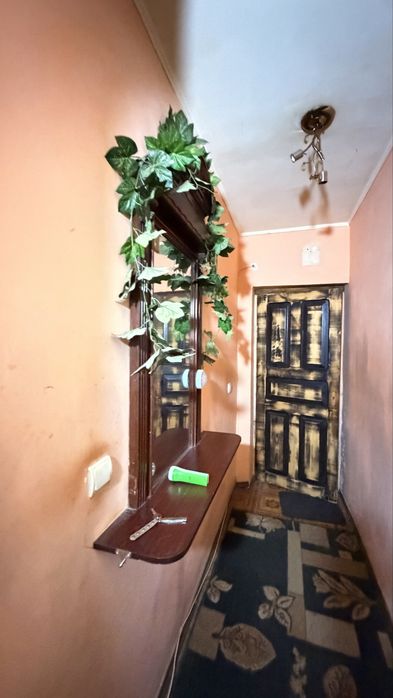 ПРОДАЖ 2-кімнатної квартири вул. Покровська