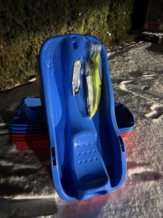 Sanki zjazdowe slizg dla dzieci. NOWE