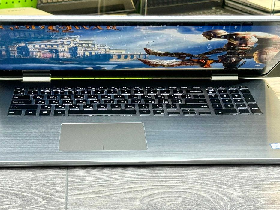 17 Дюймів Трансформер Dell Inspiron 7773 / Core i7-8550u / MX150 2Gb