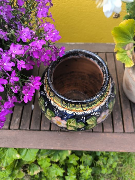 Vaso decorativo em barro