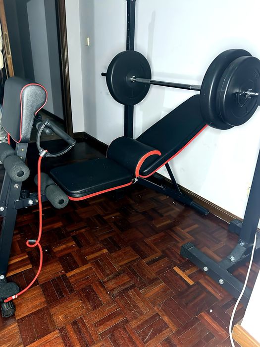 Equipamento completo de ginásio em casa — como novo, poucas vezes usado