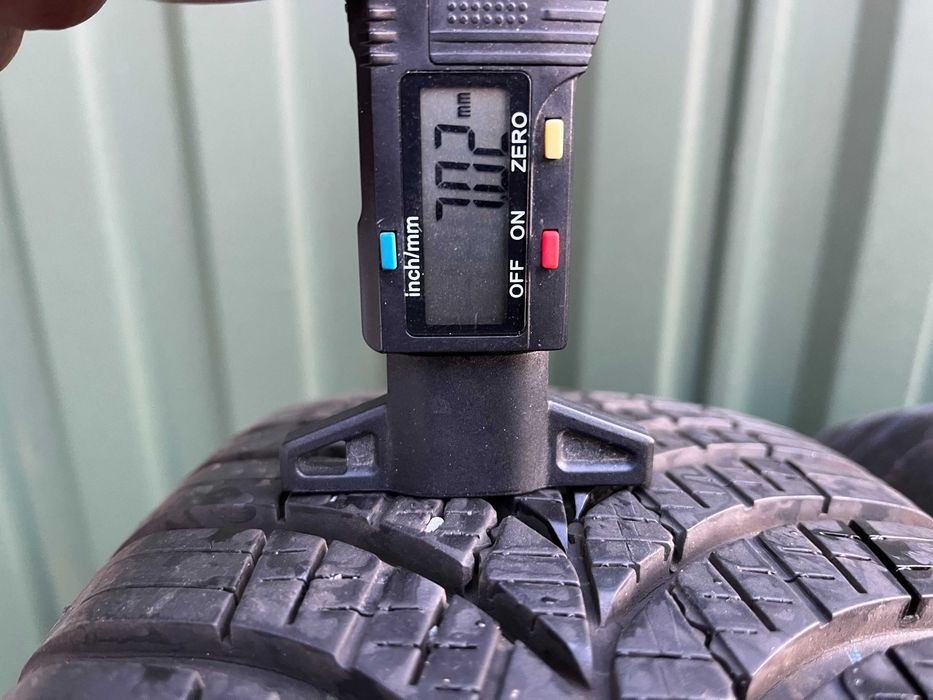 Диски 5/100 R15 5.5J ET40 Шини всесезонні 185/65 R15 Good Year Vector