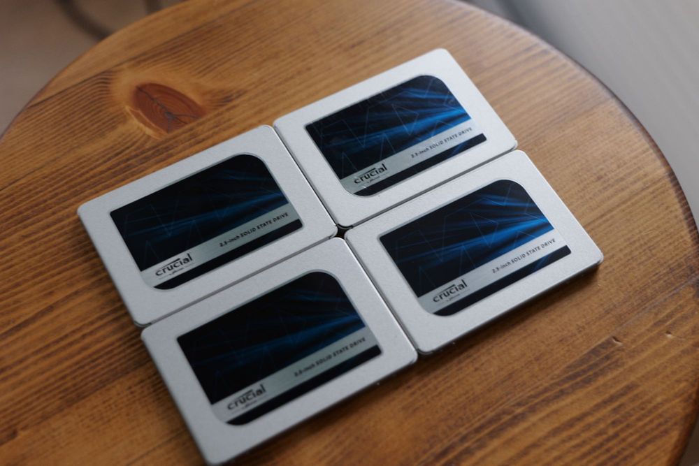 4x dysk SSD Crucial MX500 2TB tylko 1% zużycia TBW