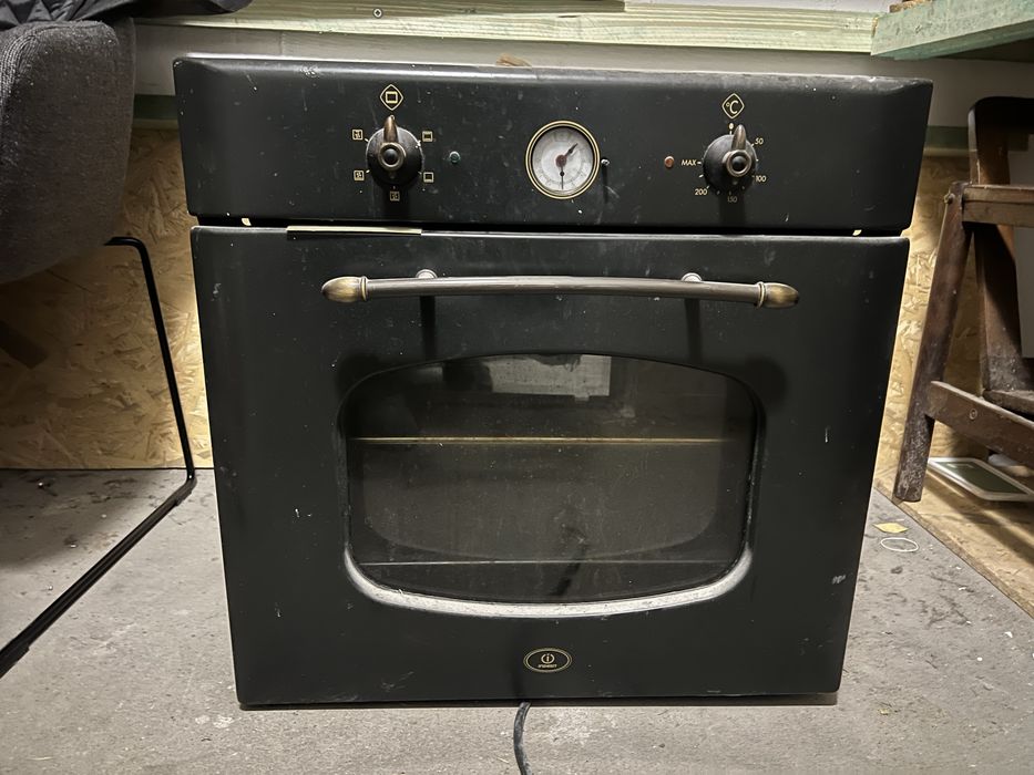 Piekarnik elektryczny Indesit FM 54 RK.A (AN) retro vintage amica beko