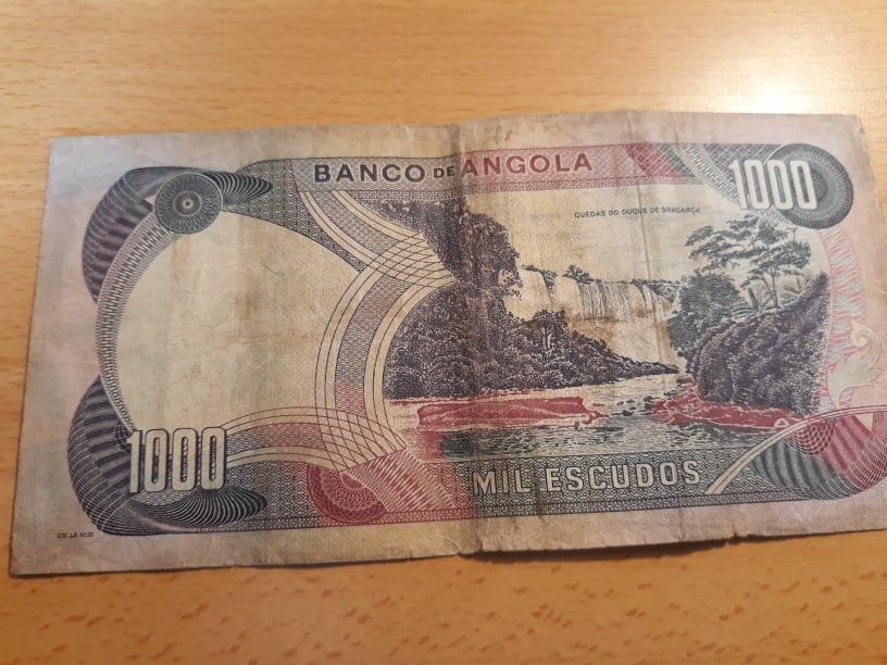 Notas antigas _ Portugal e Angola