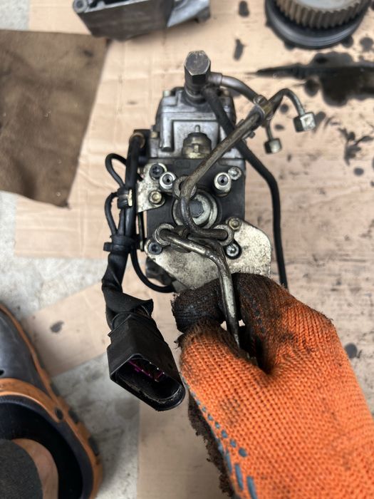 ГБЦ Голова на Golf 4,  Skoda, Audi, Bora, 1.9 TDI ТА ІНШІ запчастинам