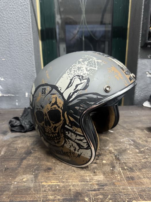 Capacete custom para mota