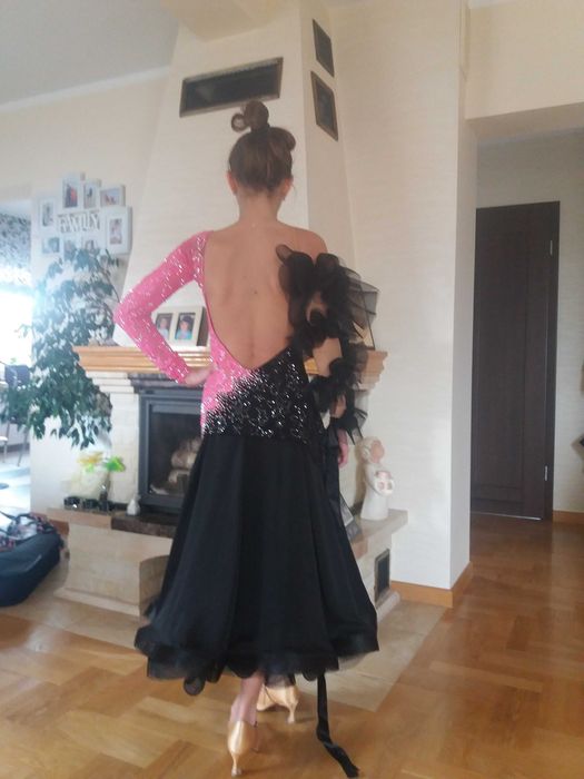 Sukienka-taniec towarzyski