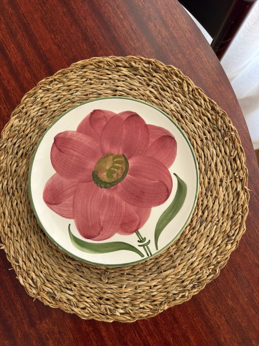 Prato Decorativo OAL (Olaria de Alcobaça) - Pintado à Mão - Flor Rosa