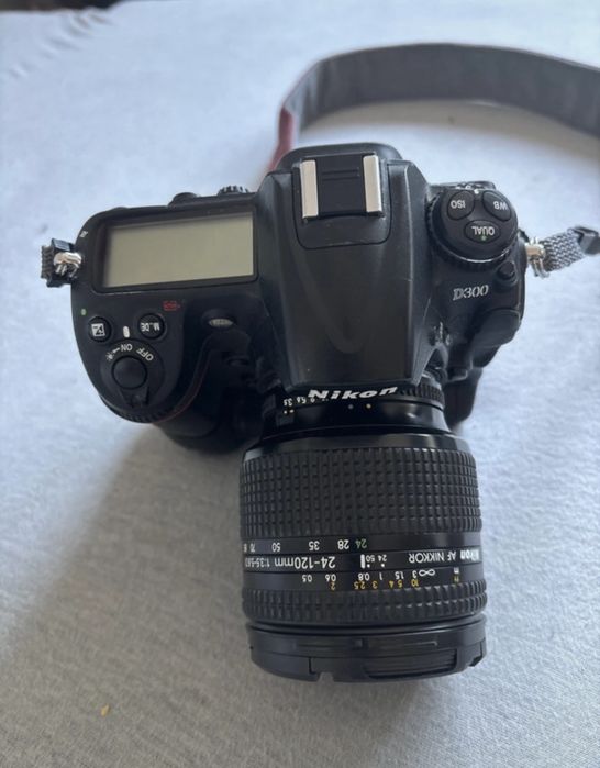 Nikon d300 z dodatkami