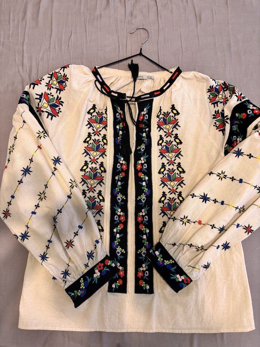 Вишиванка жіноча