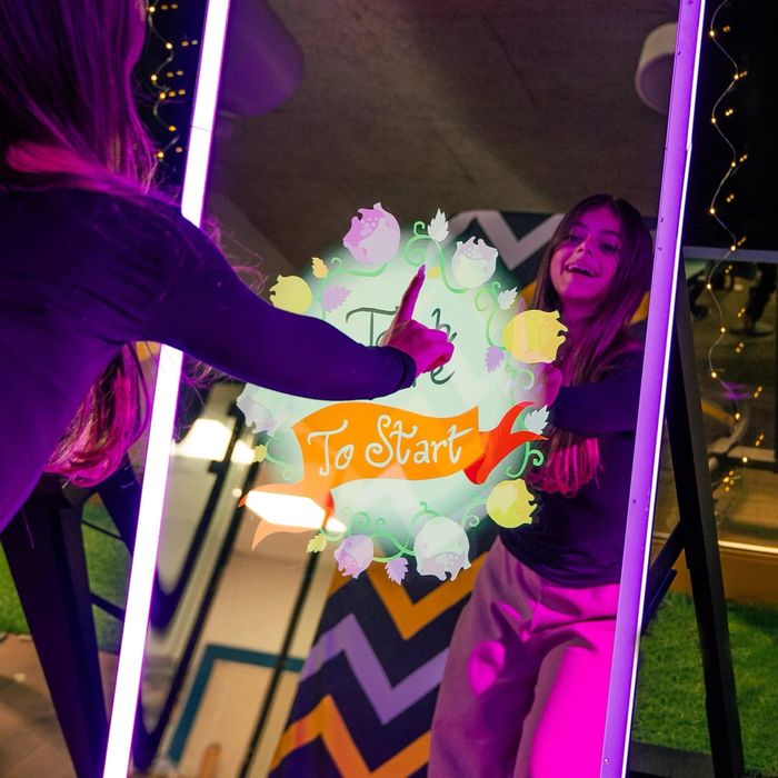 MirrorBooth Espelho Mágico Videobooth Photobooth AudioGuestBook