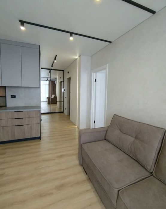 Продаж 1 кім.квартири новобудова ремонт меблі Є-ОСЕЛЯ