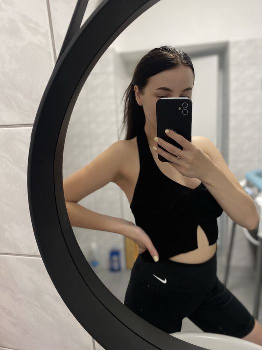 Чорний базовий жіночий  кроп топ в рубчик/ білий жіночий топ